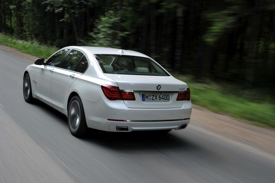  BMW 7-Series 2013 года  (фото 87 из 123)